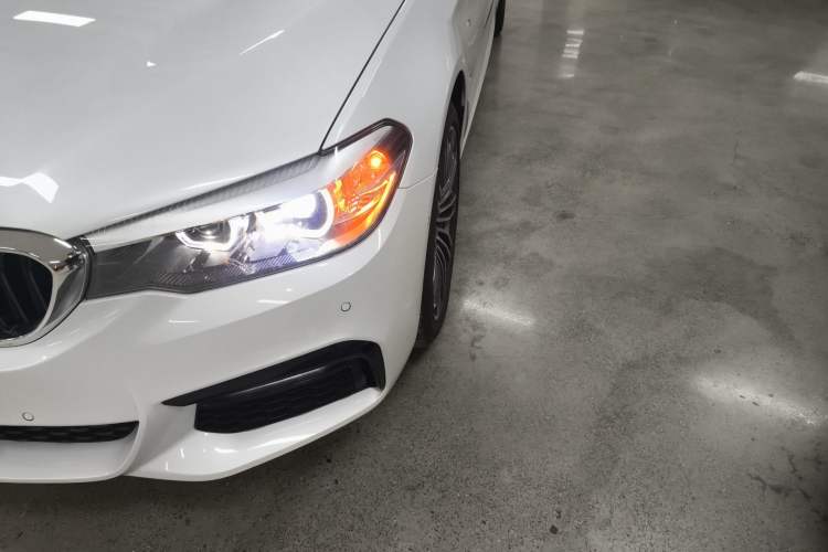 Used BMW 5 Series 2019 530Li Leading Model M Sport Package Left Front Headlight