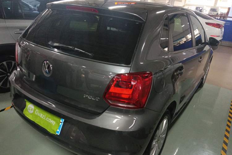 Used Volkswagen Polo 2014 1.4L Automatic Comfort Edition
