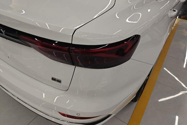 Used Geely Auto Emgrand 2025 4th Generation 1.5L CVT Starry Edition