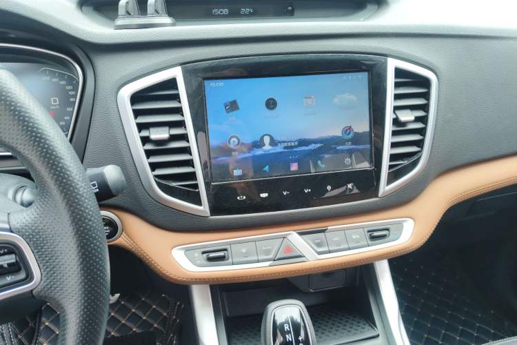 Used Geely Auto Vision X6 2018 1.4T CVT 4G Connected Luxury Version
