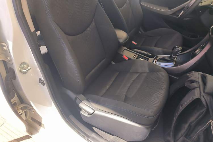 Used Hyundai Elantra (5th Generation / Langdong) 2013 1.6L Automatic Leading Model
