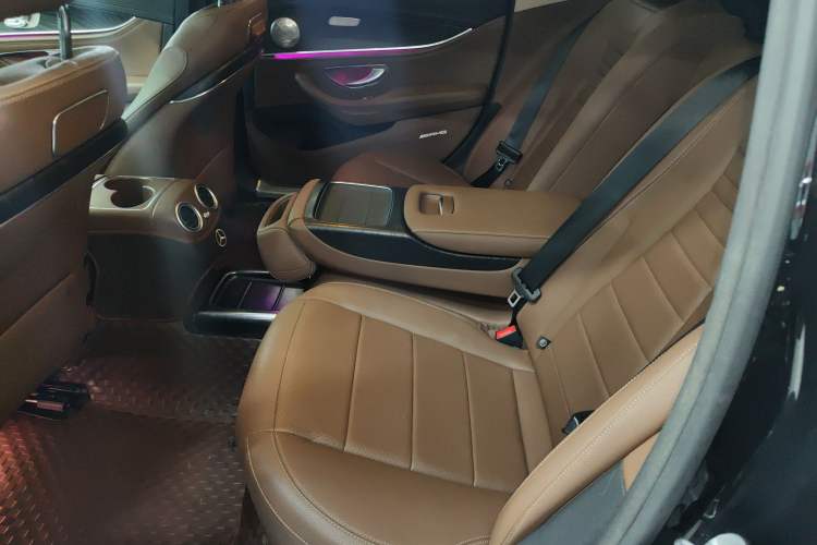 Used Mercedes-Benz E-Class 2019 Restyled E 300 L Sporty and Stylish Edition