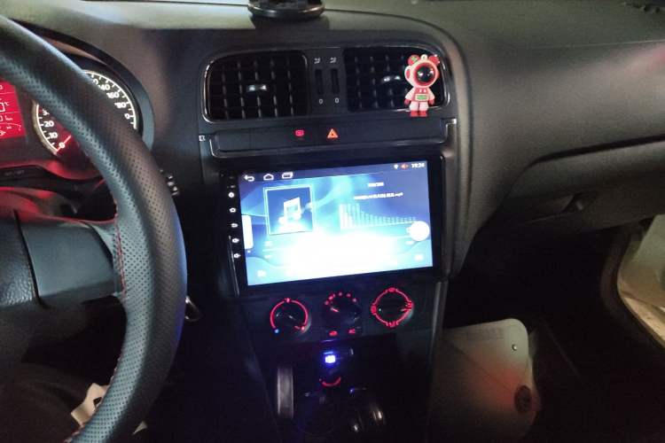 Used Volkswagen Polo 2013 1.4L Automatic Comfort Edition
