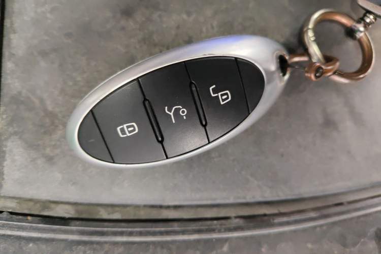 Used Bestune B70 2022 Third Generation 1.5T Automatic Enjoyment Version Vehicle Key
