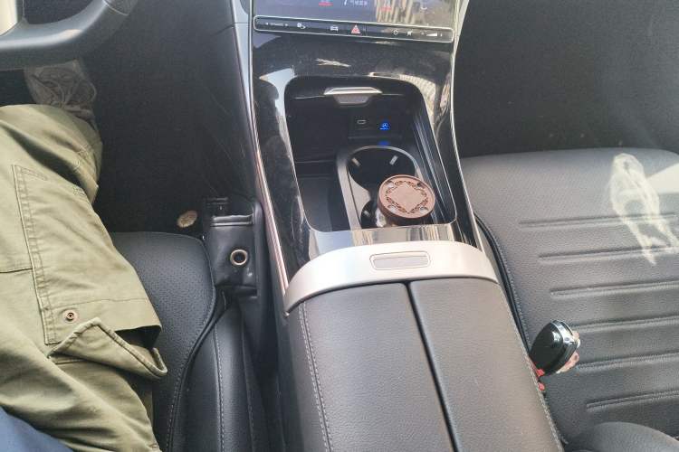 Used Mercedes-Benz C-Class 2023 Facelift C 260 L Gear Lever