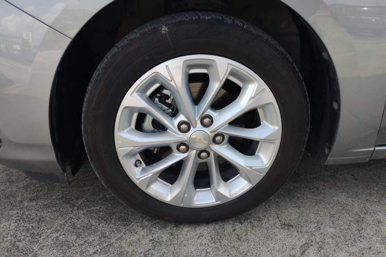 Used Chevrolet Monza 2023 1.5L Dual-Clutch Enjoyment Edition Left Front Wheel Hub