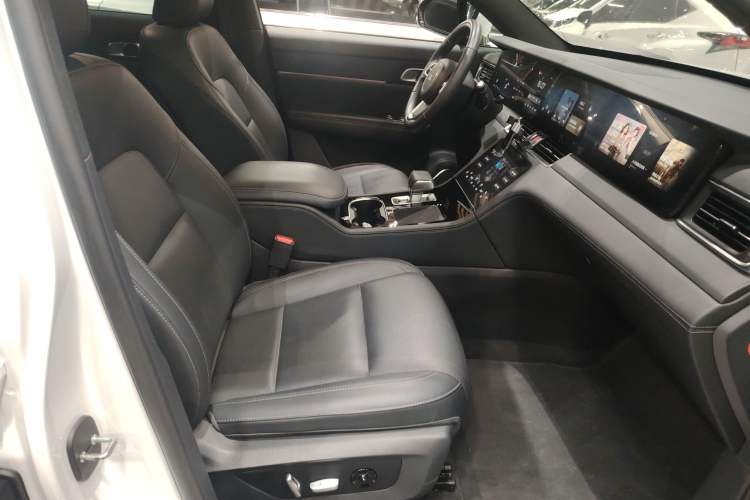 Used Li Auto ONE 2021 Extended-Range 6-Seater Version Right Front Seat