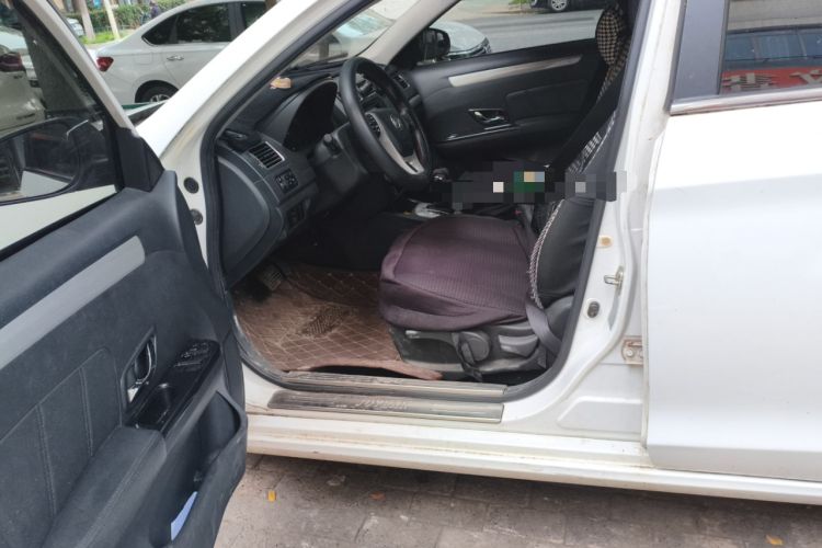 Used FORTHING Joyear S50 2014 1.6L CVT Luxury Model