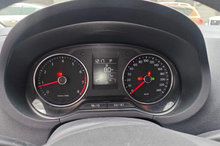 Used Volkswagen Polo 2014 1.6L Automatic Comfort Edition
