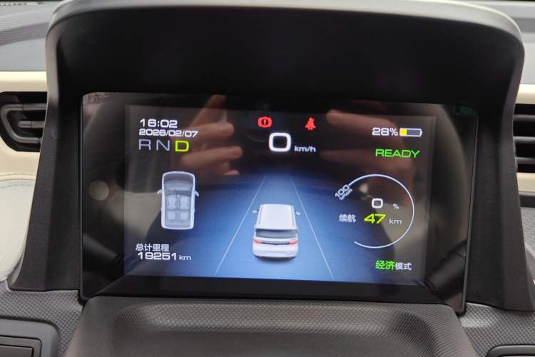 Used Wuling Hongguang MINIEV 2022 Macaron Premium Model – Lithium Iron Phosphate