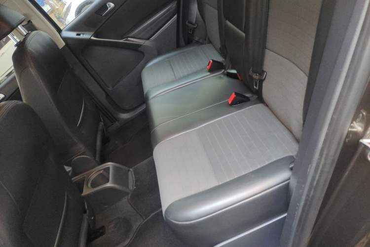 Used Volkswagen Tiguan L 2015 1.8TSI Automatic Two-Wheel Drive Trend Edition