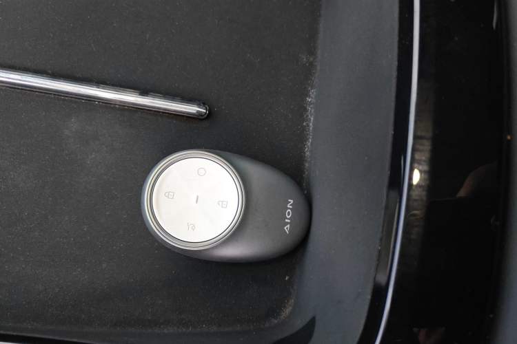 Used AION V 2024 Aion Tyrannosaurus 650 Smart Luxury Edition