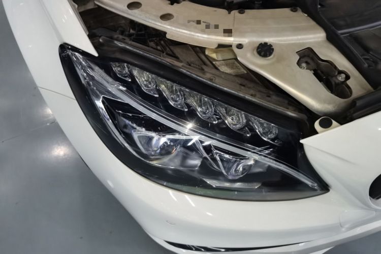 Used Mercedes-Benz C-Class AMG 2015 AMG C 63 Right Front Headlight