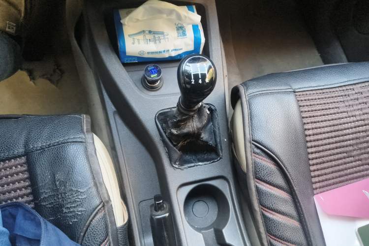 Used Wuling Hongguang 2014 1.5L Standard Version