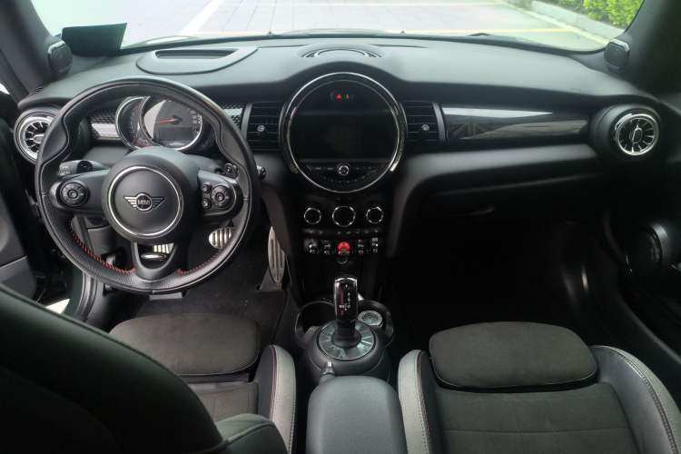 Used MINI JCW 2020 2.0T JOHN COOPER WORKS ALL-IN Center Console