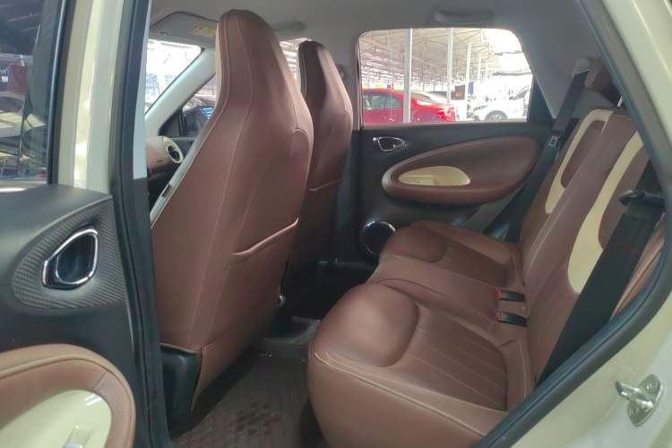 Used Wuling Bingo 2023 410 km Lingxi Deluxe Edition
