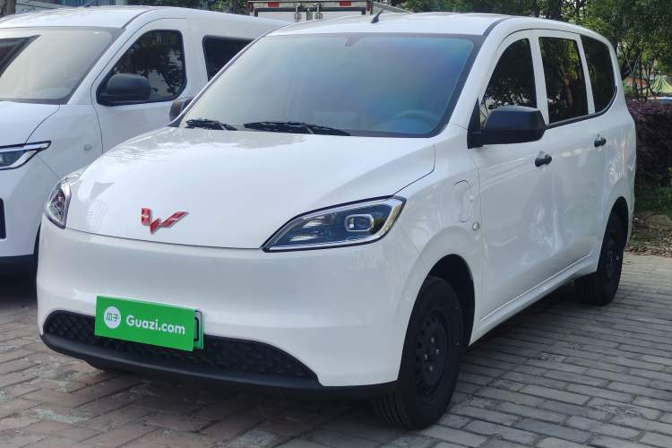 Used Wuling Hongguang New Energy 2024 All-Electric Model 300KM Standard Version