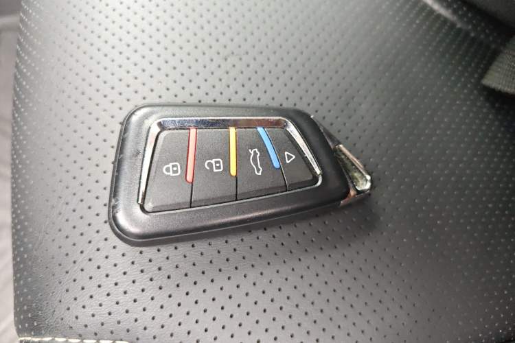 Used NETA U 2022 Zhi 400 Lithium-Nickel-Manganese-Cobalt Energy System
