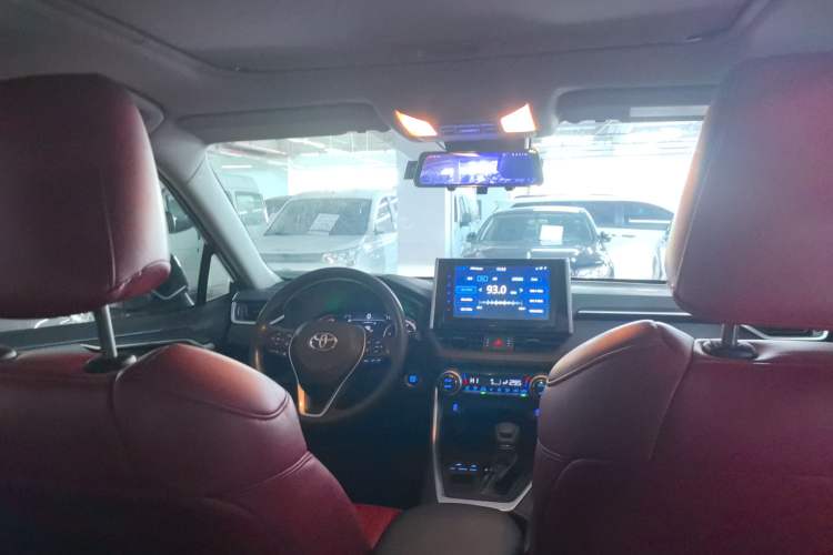 Used Toyota RAV4 2020 2.0L CVT Two-Wheel Drive Fashion Edition