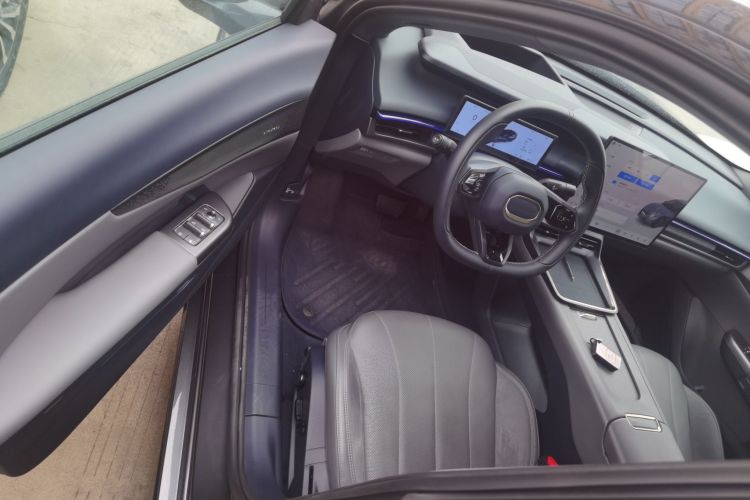 Used Lynk & Co 07 2024 EM-P 126 Long-Range Ultra
