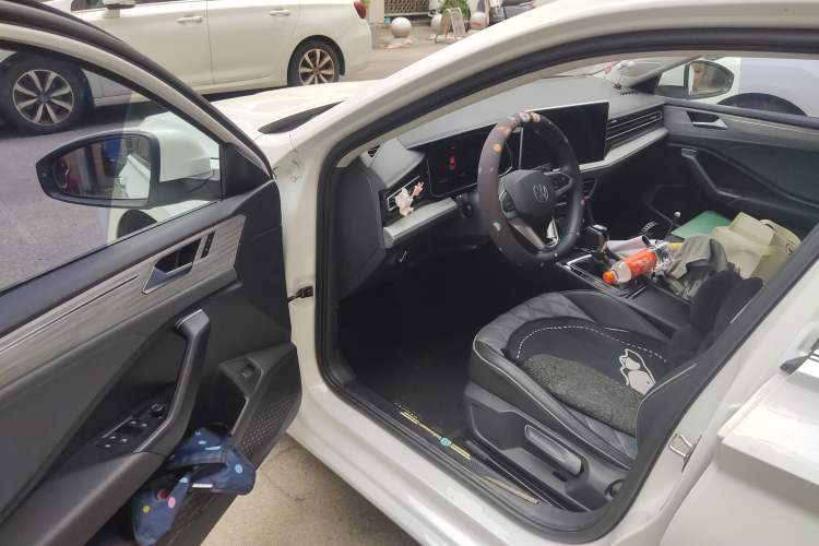 Used Volkswagen Sagitar 2024 300TSI DSG Excellence Edition