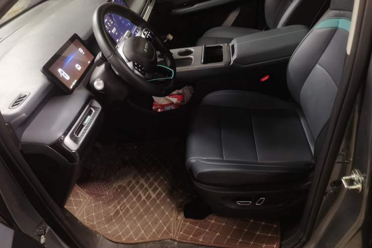 Used AION Y 2023 Plus 510 Smart Edition
