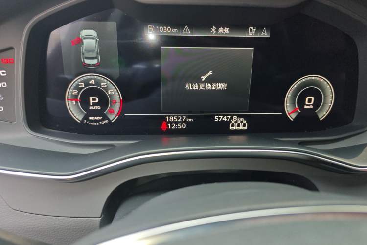 Used Audi A6L 2021 40 TFSI Luxury Dynamic Edition Odometer Close Up