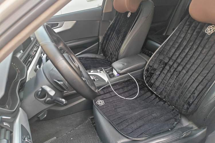 Used Audi A4L 2018 30th Anniversary Edition 40 TFSI Fashion Model