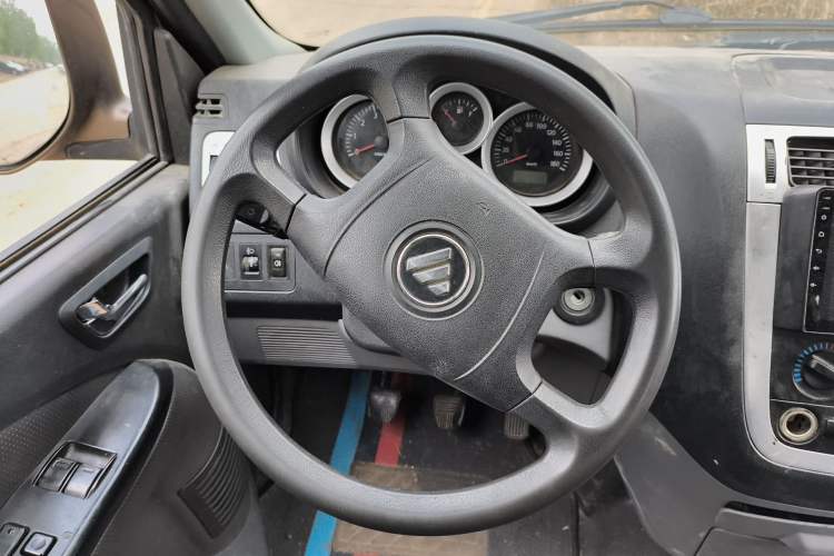 Used Foton MP-X E 2017 2.0L New Express Long Wheelbase 4Q20M