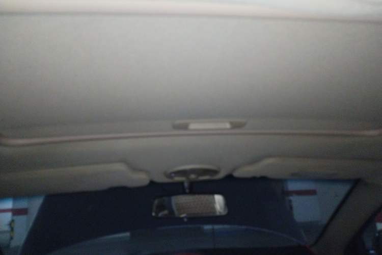 Used Buick Excelle 2013 1.5L Manual Classic Model Headliner