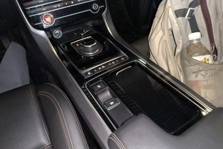 Used Jaguar XEL 2019 2.0T 200 PS Luxury Edition