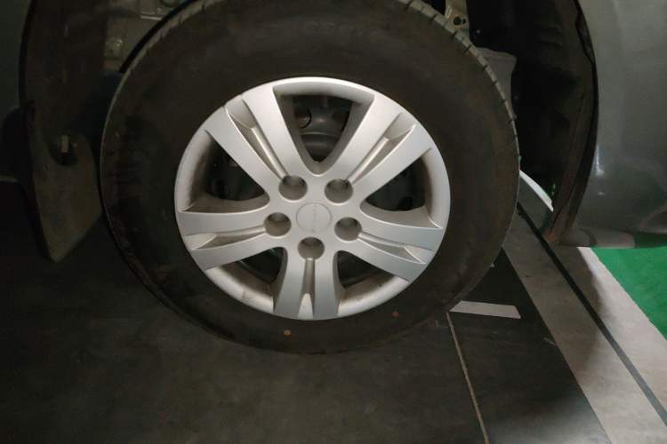 Used FORTHING Lingzhi 2025 M5 1.5T Long Wheelbase Comfort Version 7-Seater