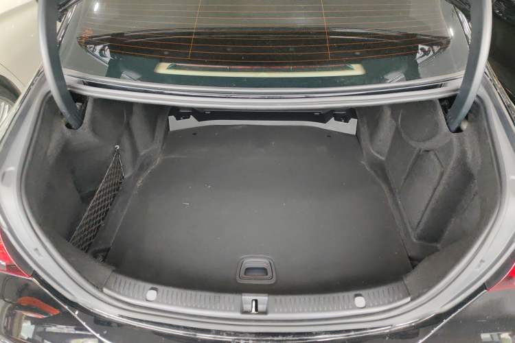 Used Mercedes-Benz E-Class 2023 E 300 L Luxury Model Trunk