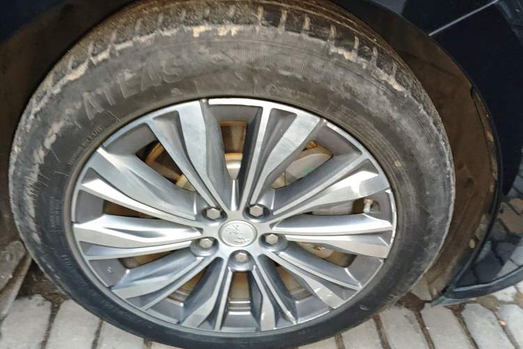 Used Hongqi E-QM5 2023 620km PLUS
