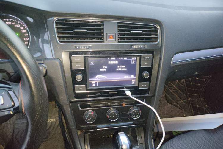 Used Volkswagen Golf 2018 1.6L Automatic Comfort Model
