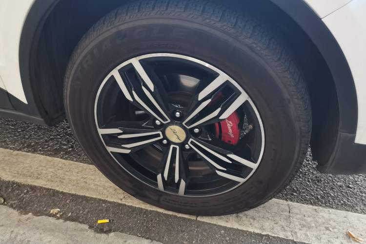 Used Zotye Domy X5 2017 Platinum Edition 1.5T Manual Luxury Model Right Front Wheel Hub