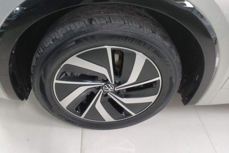 Used Volkswagen Viloran 2024 330TSI Luxury Edition