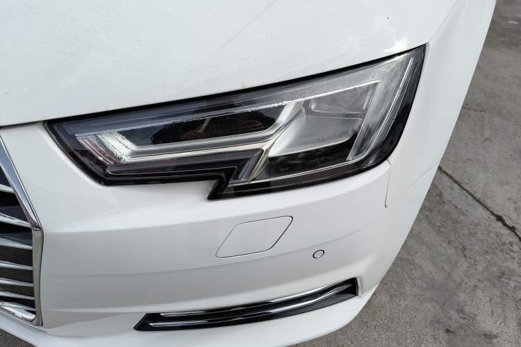 Used Audi A4L 2018 30th Anniversary Edition 40 TFSI Trendy Model
