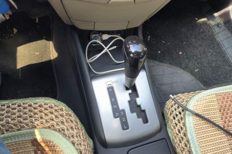 Used Hyundai Celesta 2015 1.6L Automatic Comfort Model
