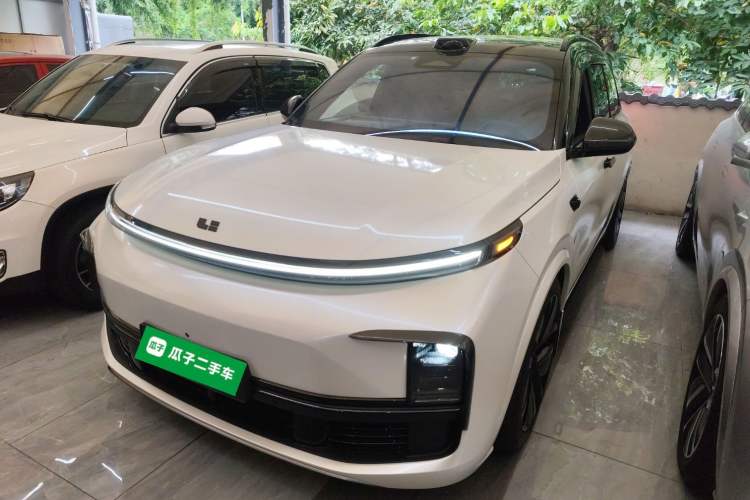 Used Li Auto L9 2022 Max model