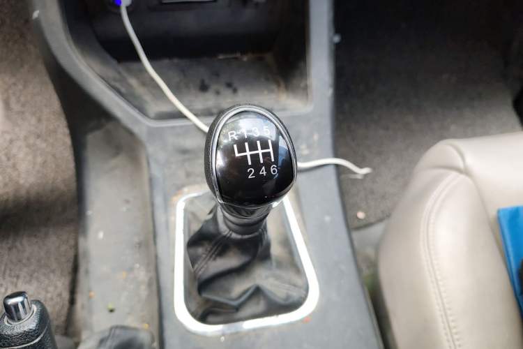 Used FORTHING Lingzhi 2024 M5L 1.5T Manual Base Model 7 Seats