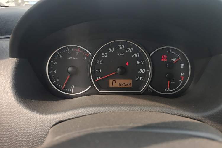 Used Suzuki Swift 2013 1.5L Automatic Standard Edition