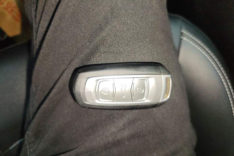 Used Geely Auto Emgrand X7 Sport 2020 1.8TD DCT Two-Wheel Drive Zhiya Model