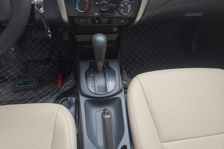 Used Honda City 2015 1.5L CVT Comfort Version Gear Lever