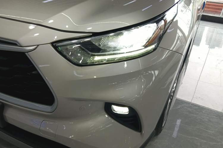 Used Toyota Highlander 2023 2.5L Smart Electric Hybrid Dual-Motor All-Wheel-Drive Luxury 7-Seater Left Front Headlight