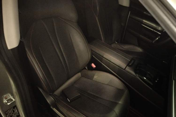 Used XPeng P7 2020 586N Right Front Seat