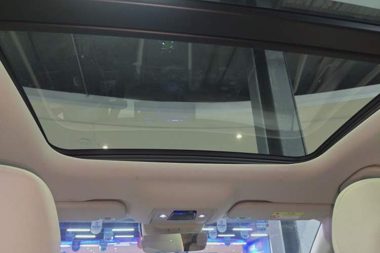 Used BYD Qin L 2024 DM-i 120KM Leading Model Headliner