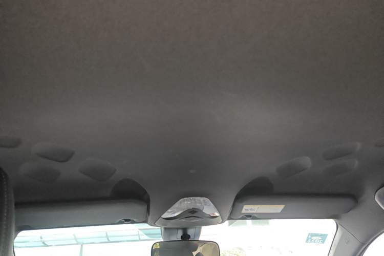 Used Toyota IZOA 2018 2.0L Yichi Edition China V Standard
