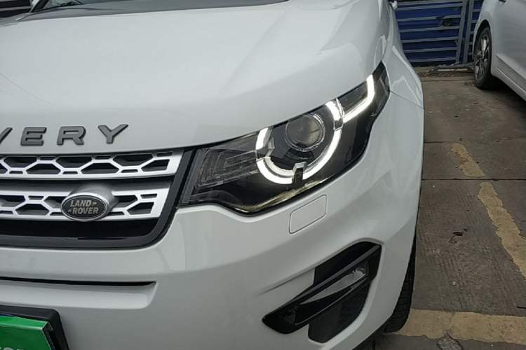 Used Land Rover Discovery Sport 2016 2.0T HSE Left Front Headlight