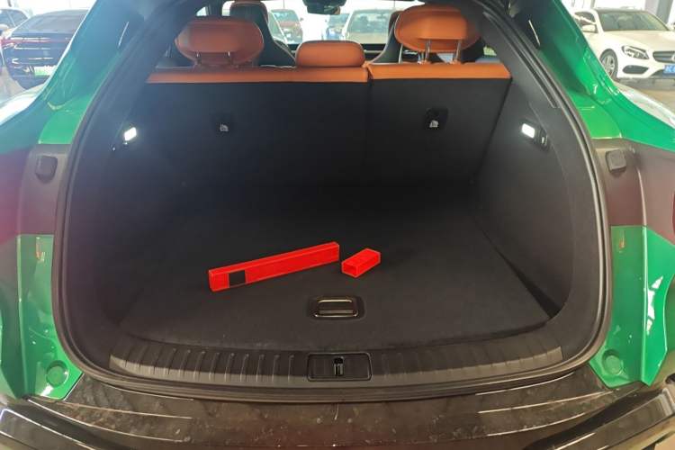 Used Xiaomi Auto YU7 2025 Ultra-Long Range High-Performance All-Wheel-Drive Max Edition